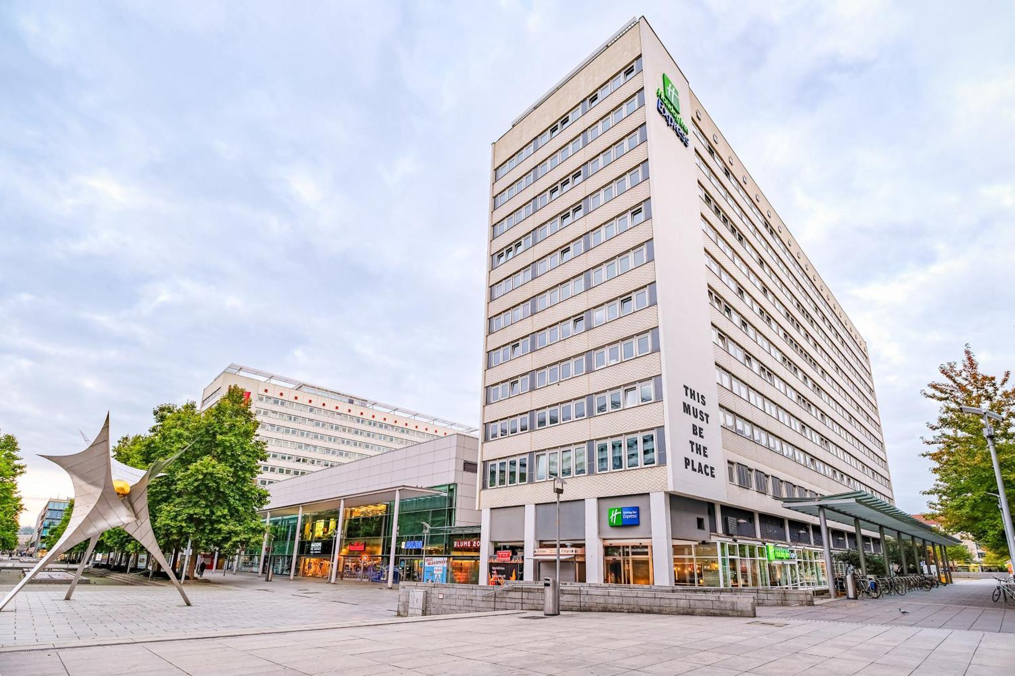 Holiday Inn Express Dresden Zentrum By Ihg Exterior photo